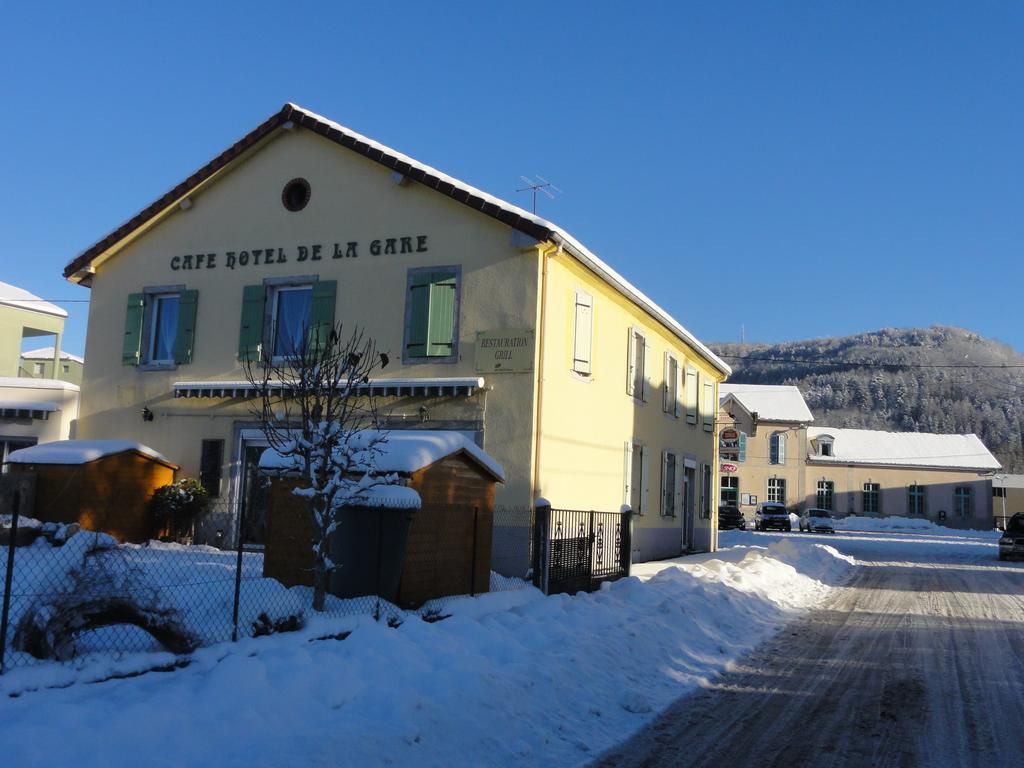 Cafe Hotel De La Gare Champagnole Dış mekan fotoğraf